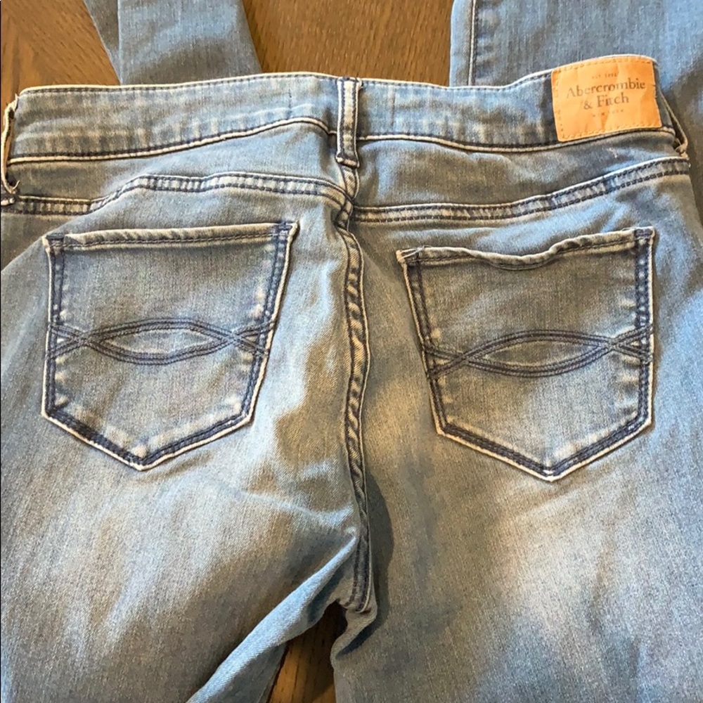 Abercrombie Fitch light wash jegging 4L B3#7 - Picture 2 of 3